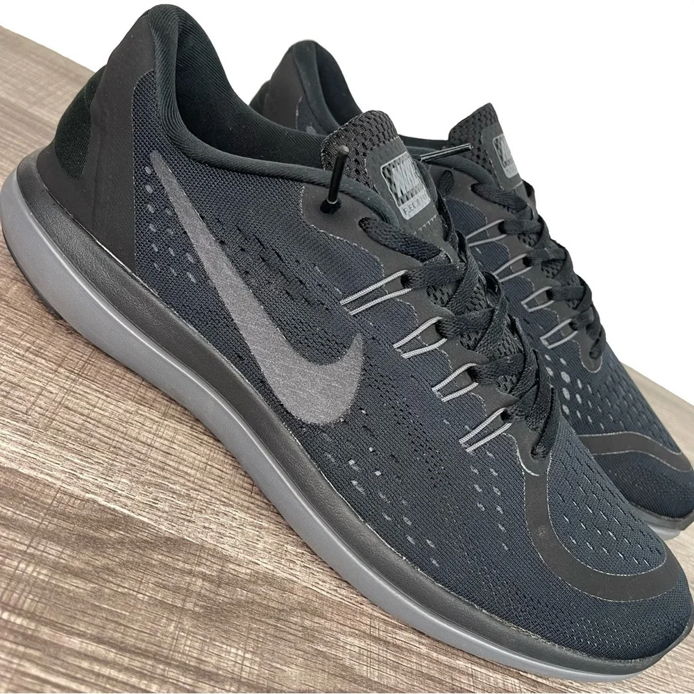 *SOLD!* Nike Flex 2017 RN Athletic Running Shoes